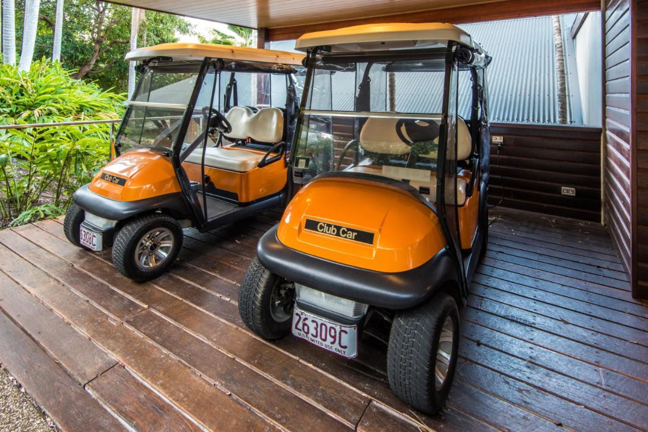 Iluka Ocean Haven: Luxury Villa with Infinity Pool and Golf Buggies Hamilton Island Exterior photo